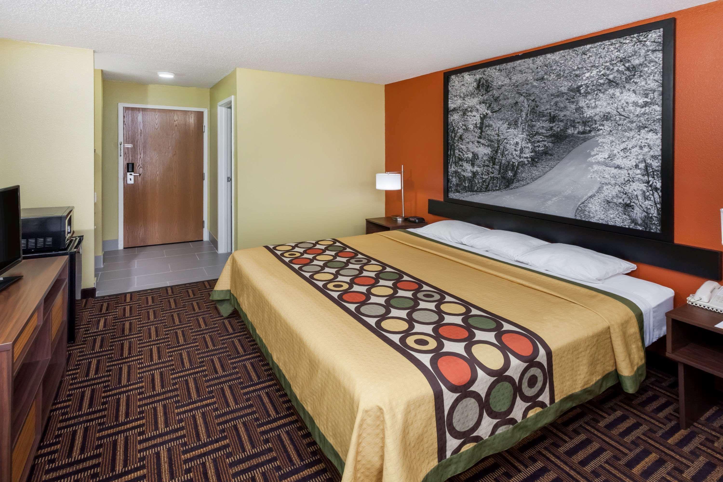 Super 8 By Wyndham Rochester Extérieur photo