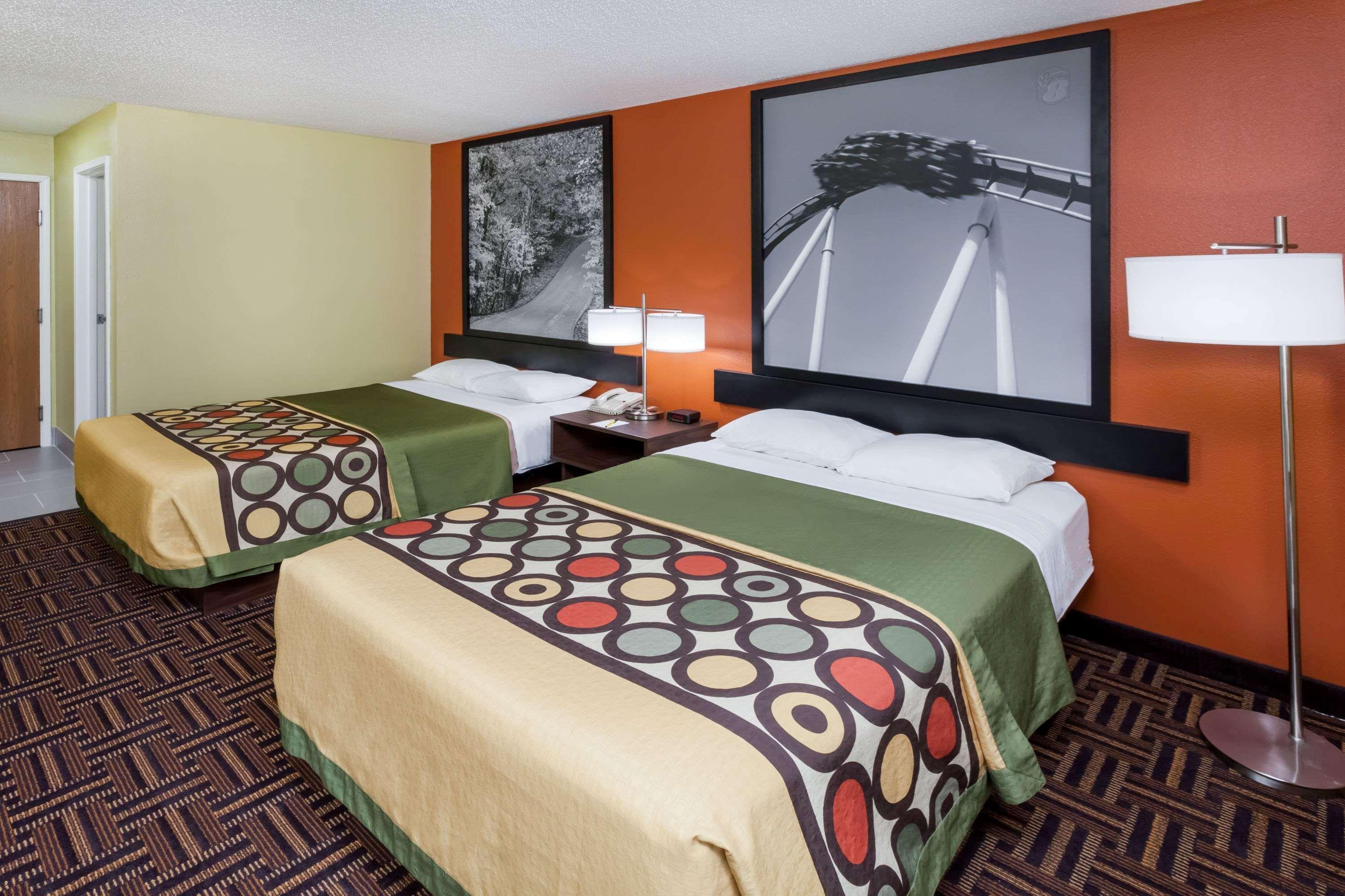 Super 8 By Wyndham Rochester Extérieur photo